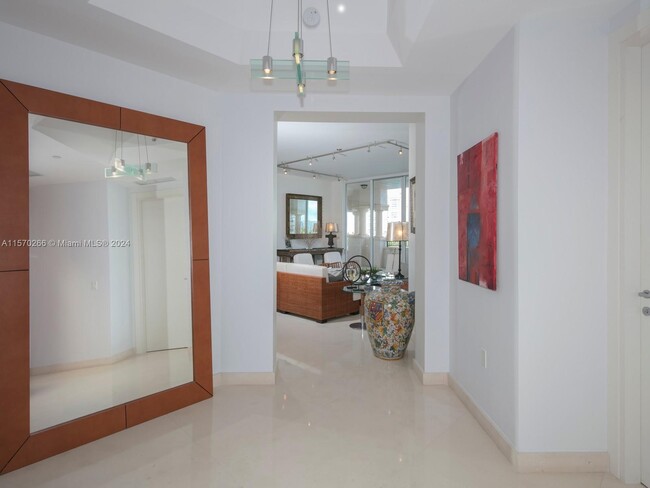 Building Photo - 7141 Fisher Island Dr