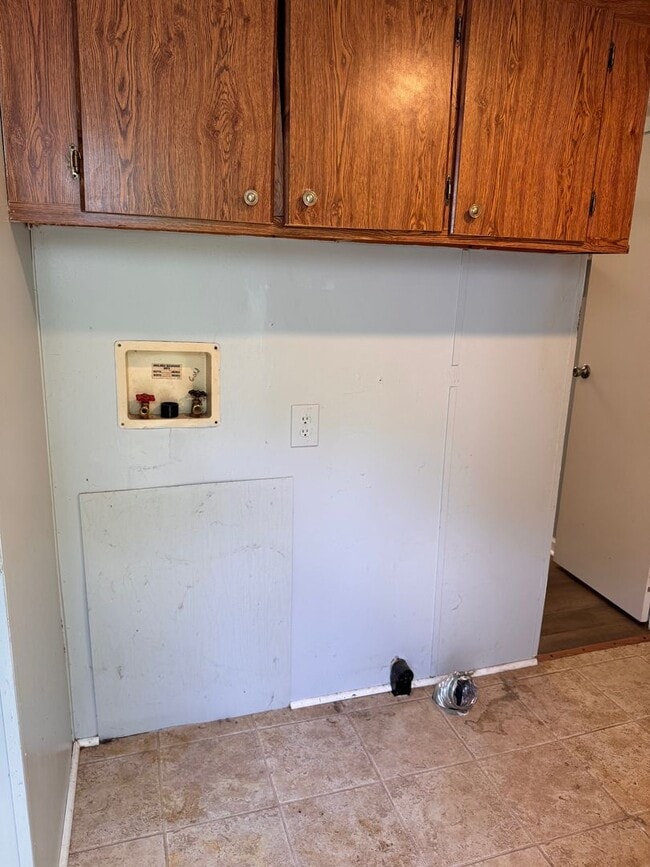 Building Photo - 2 BED, 2 BATH MOBILE HOME LOCATED IN ASHEBORO ON SOUTH LAKE DR!