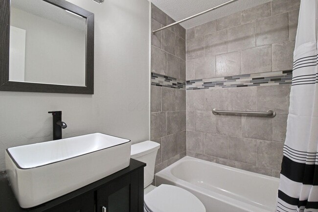 Building Photo - 3270 Tammery Ct