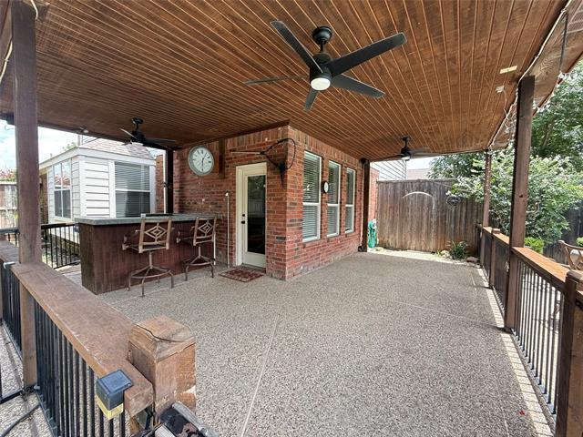 Building Photo - 9503 Saddle Dr