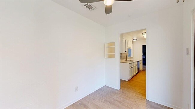 Building Photo - 4000 Tiffany Trail