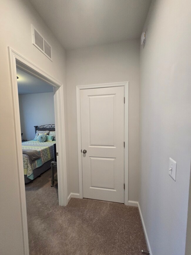 Building Photo - 9227 Magellan Pkwy