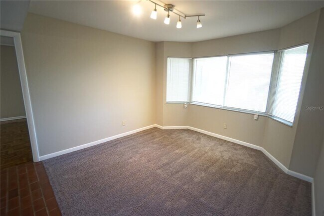 Building Photo - 10411 Butia Pl