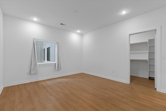 Building Photo - 4802 S Congress Ave