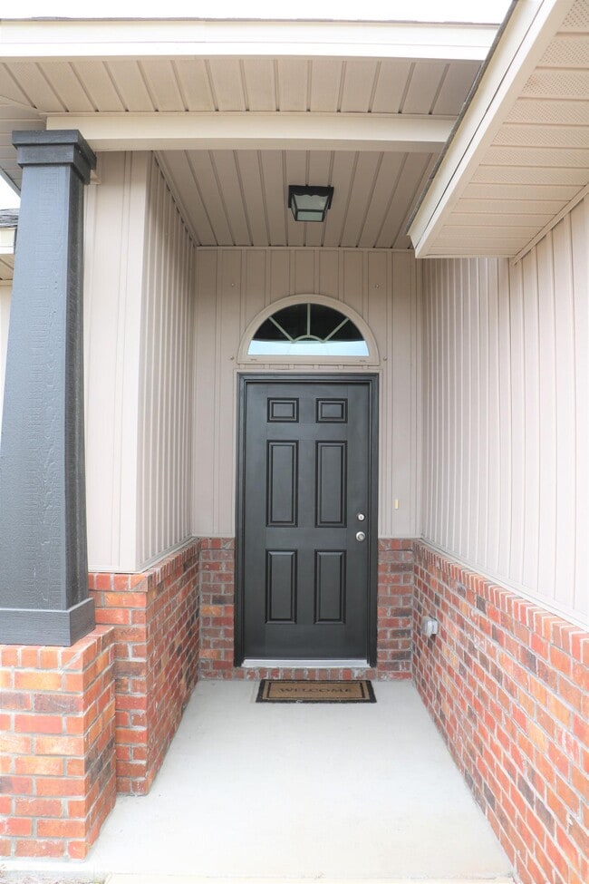 Building Photo - 6393 Redberry Dr