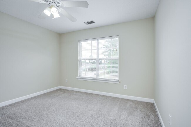 Building Photo - 434 Keeling Ln