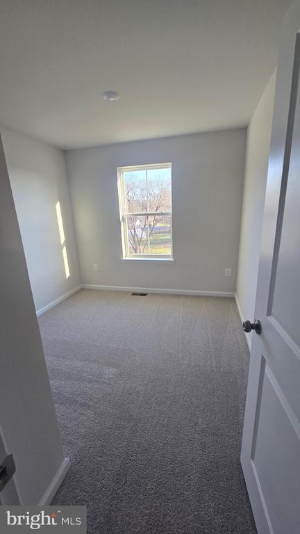 Building Photo - 36 Canning Rd