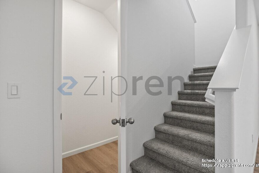 Building Photo - 1086 Carson River Ct