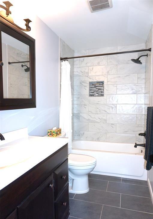 Building Photo - 41136 Northwind Dr