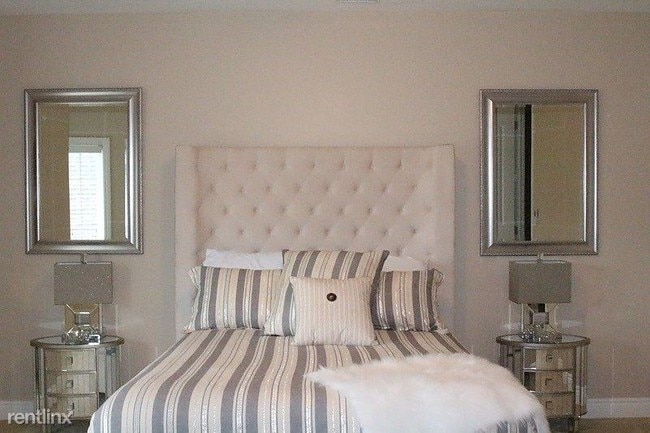 Primary Photo - 3 br, 2 bath Condo - 200 Sea Breeze Drive 20