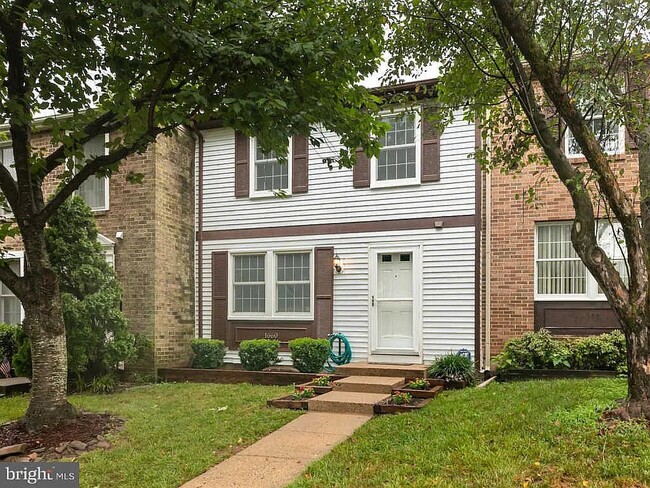 Building Photo - 1660 Sierra Woods Ct