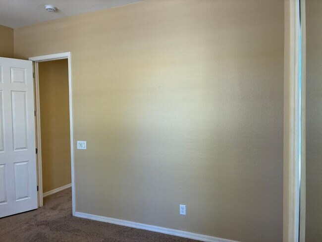 Building Photo - 20973 W Cora Vista
