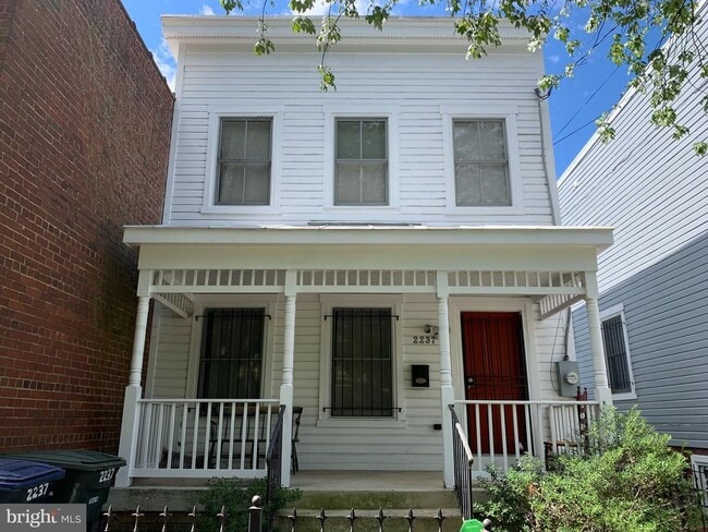 Building Photo - 2237 14th St SE