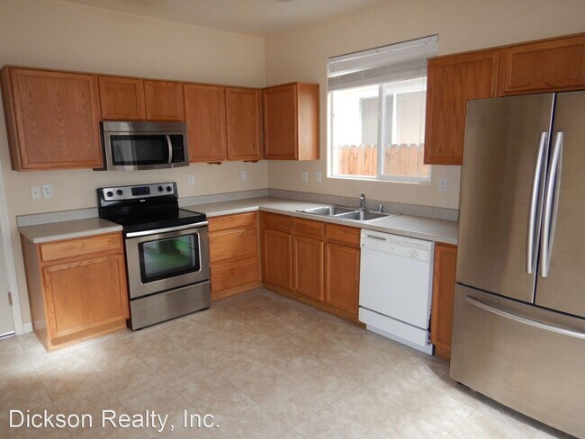 Building Photo - 3 br, 2.5 bath House - 5885 Blue Canyon