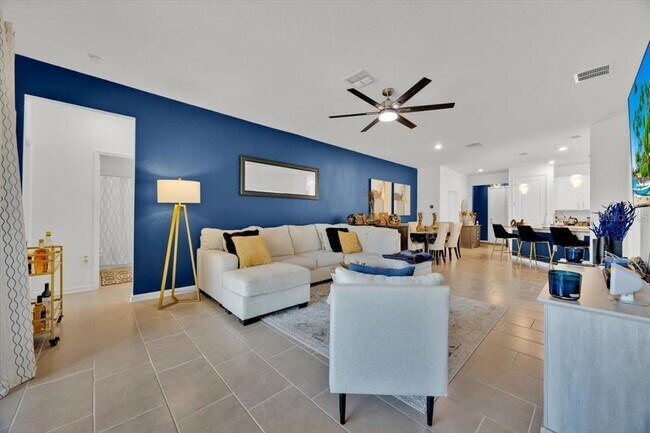 Building Photo - 717 Citrus Reserve Blvd