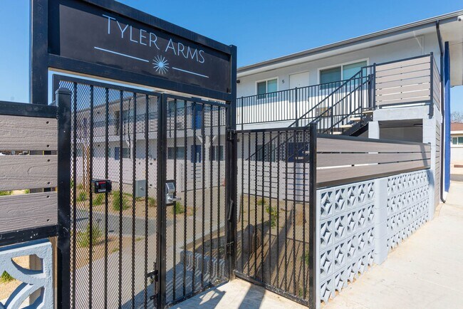 Interior Photo - Tyler Arms Apartments - Riverside, CA