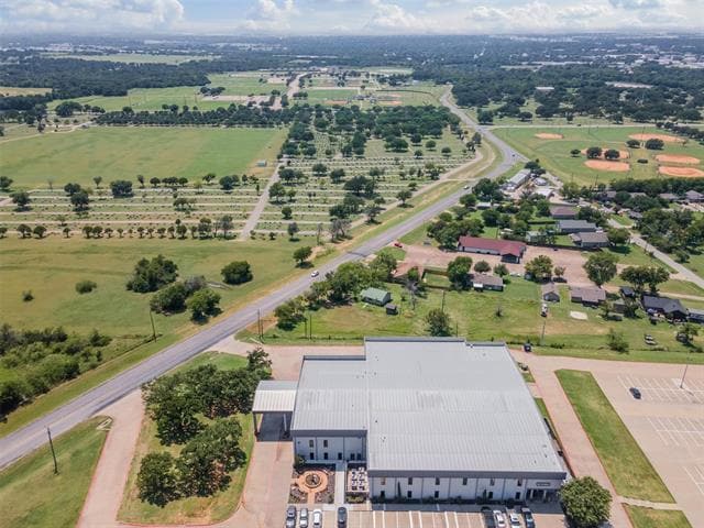 Building Photo - 1221 E FM 4