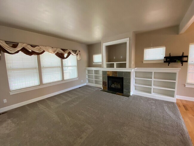 Building Photo - 20646 Hummingbird Ln
