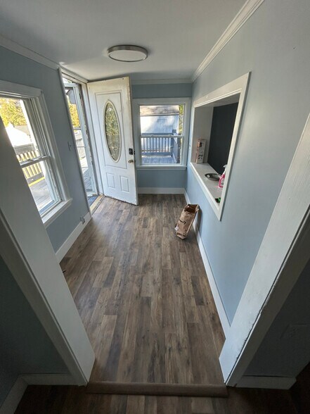Building Photo - 200 B Axford Ave