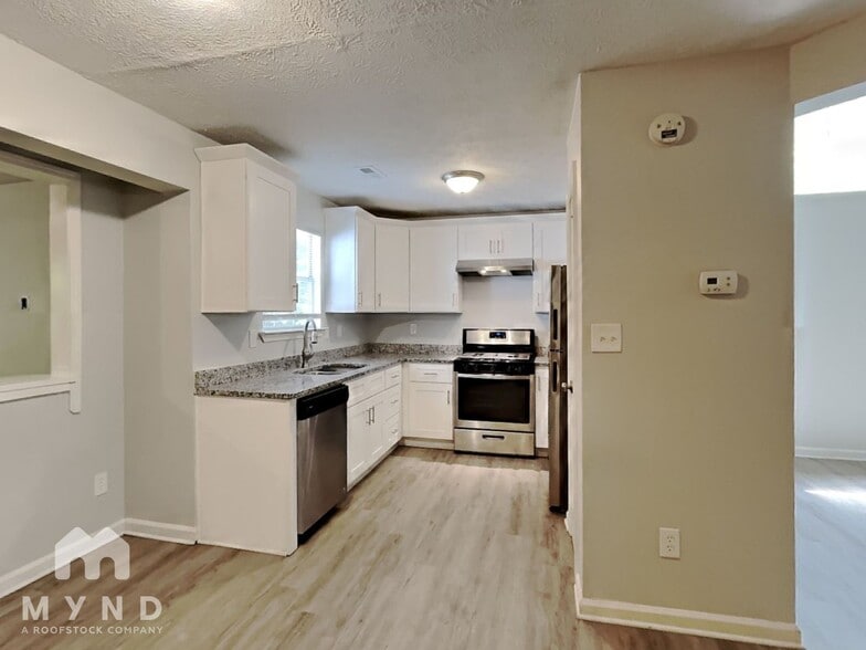 Building Photo - 545 Haymarket Ct