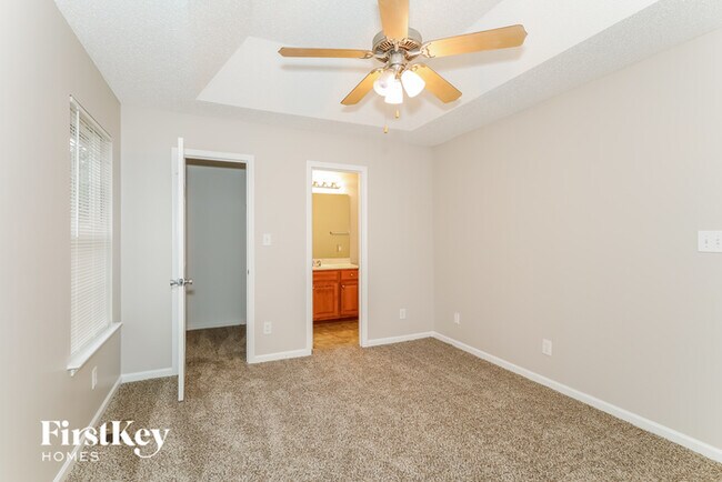 Building Photo - 2517 Pine Bark Ct