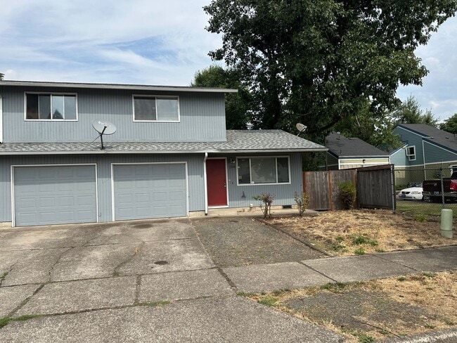 Primary Photo - 2 bedroom 1.5 bath duplex in Springfield!