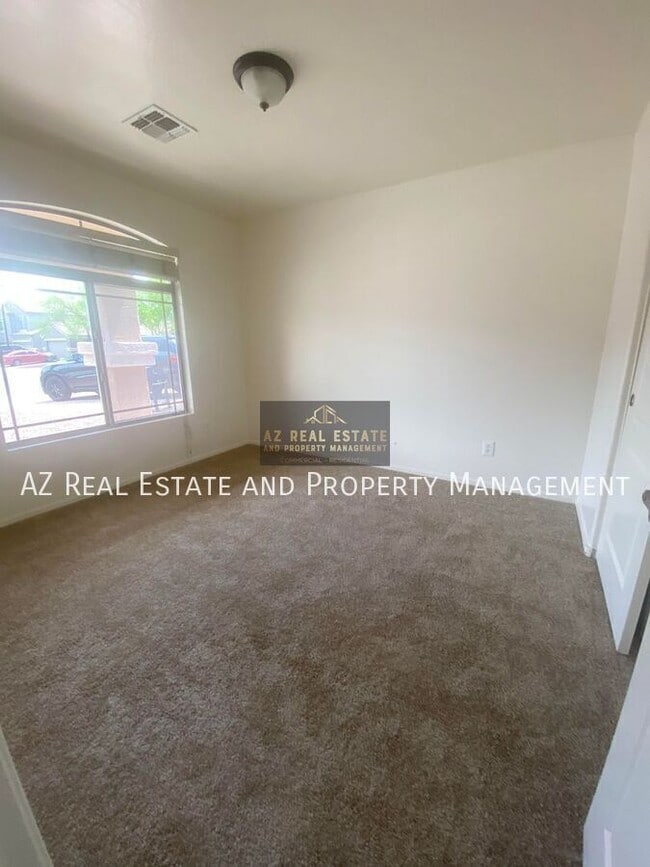 Building Photo - 4850 N 113th Dr