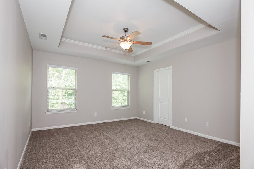 Building Photo - 11723 Sweetbriar Ridge Dr