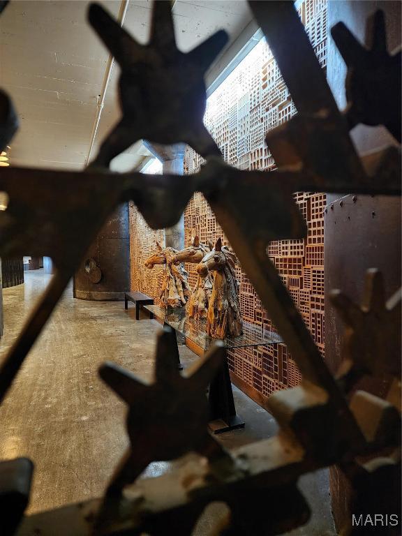 Building Photo - 701 N 15th St