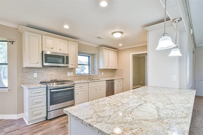 Building Photo - 4703 Ironwood Dr