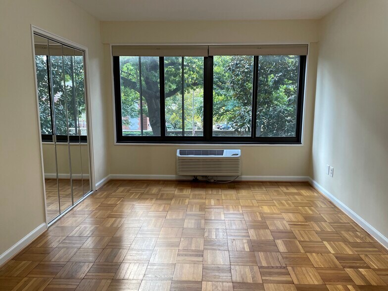 Bedroom - 3601 Wisconsin Ave NW
