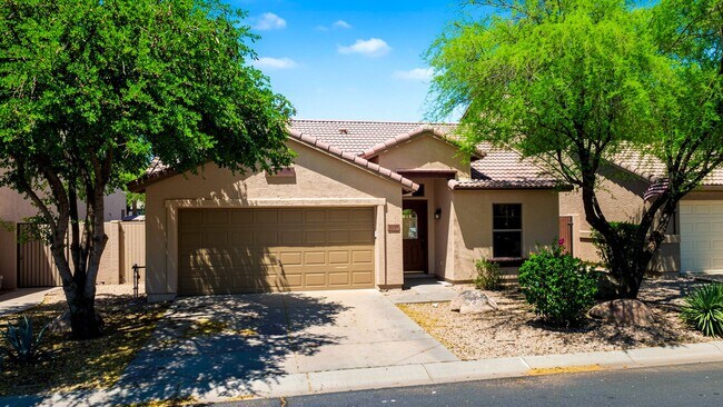 Building Photo - Well maintained 3 bedroom home in Cave Creek AZ - Available Today!
