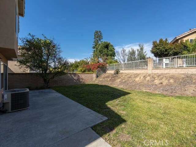 Building Photo - 840 S Orchid Ln