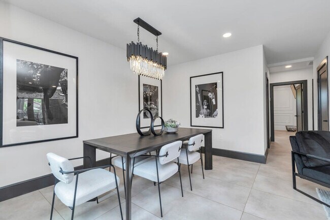 Building Photo - 2683 Blodgett St