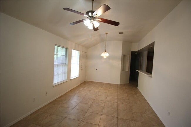 Building Photo - 8506 Apple Carrie Cove