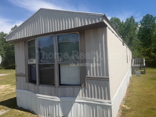 Building Photo - 164 Matts Ln