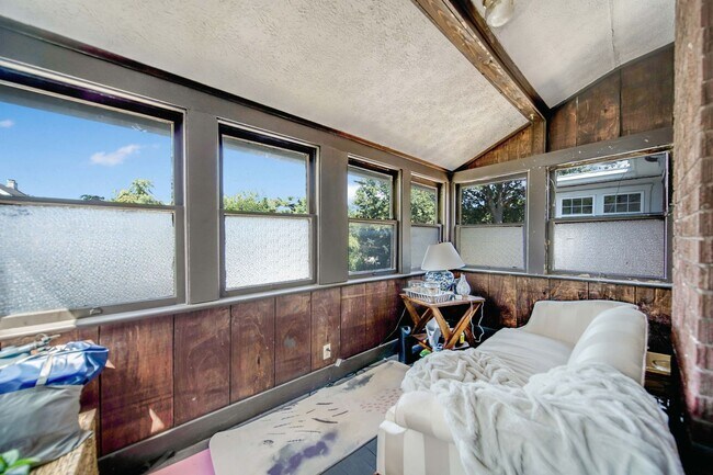 Building Photo - Charming 5-Bedroom Home with Exposed Brick and Modern Upgrades