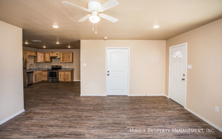 Building Photo - 2602 N Avenue P