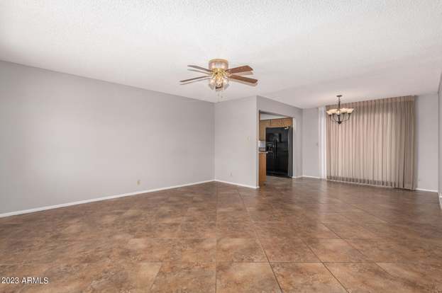 Building Photo - 4630 E Elena Ave