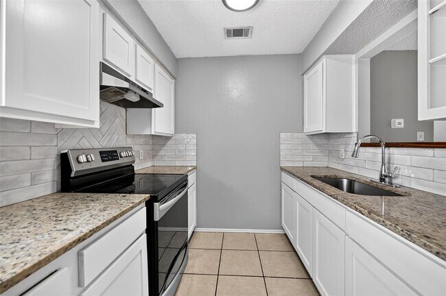 Building Photo - 1207 Eleanor St