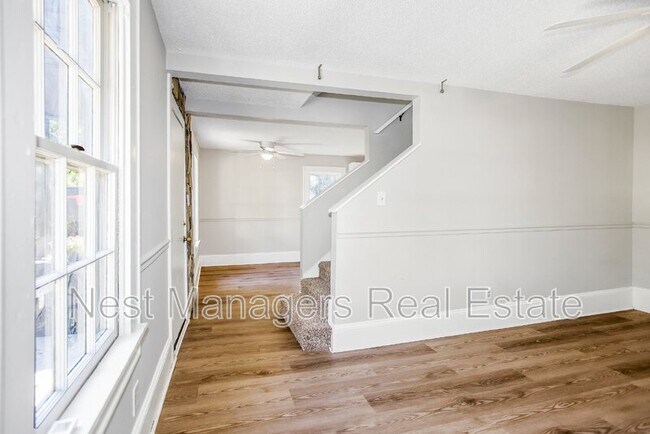 Building Photo - 210 Sedberry St