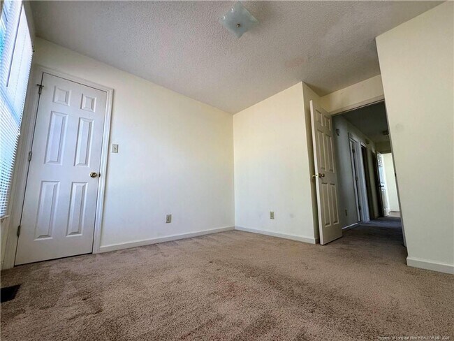 Building Photo - 3324 Donnett Ln