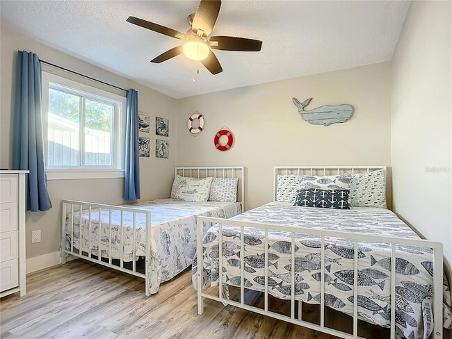 Building Photo - 2309 Saxon Dr