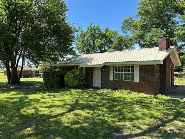 Building Photo - 49 Winterhawk Dr