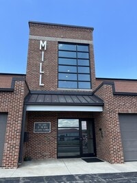 Building Photo - 431 S Columbus St