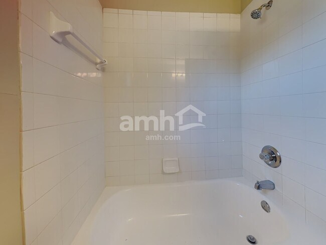 Building Photo - 11525 Jerry Adams Dr