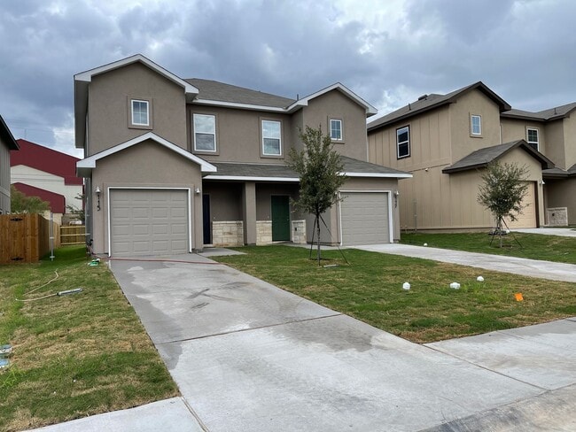 Building Photo - Townhome for rent