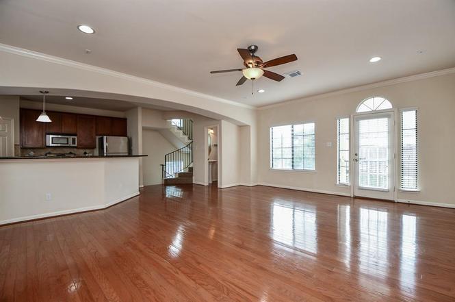 Building Photo - 4314 Koehler St