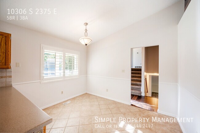 Building Photo - 10306 S 2375 E