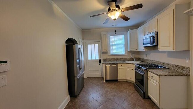 Building Photo - 2308 Marion Street - 2, Columbia, SC, 29201